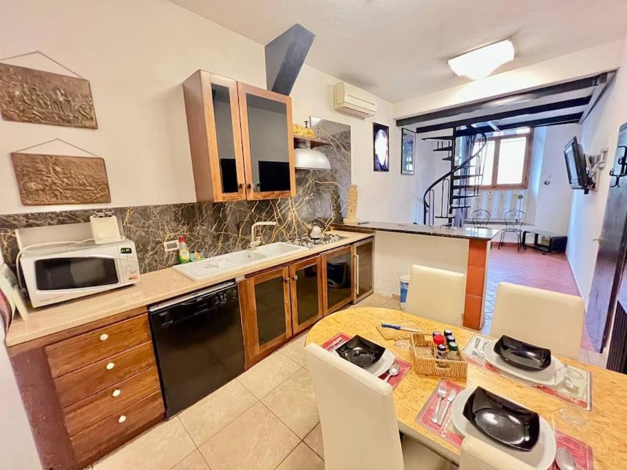Old Town Florence- Love Apartment Экстерьер фото